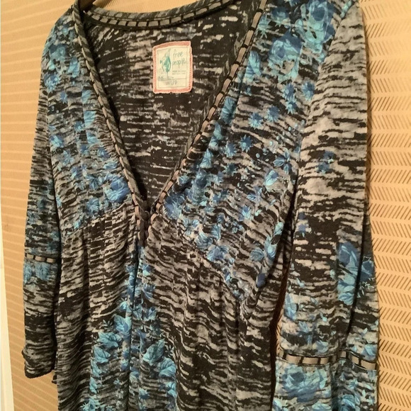FREE PEOPLE~BLOUSE~PRETTY~ S - Picture 5 of 6